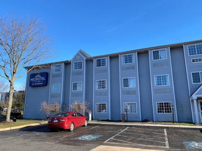 Microtel & By Wyndham Hotel West Chester